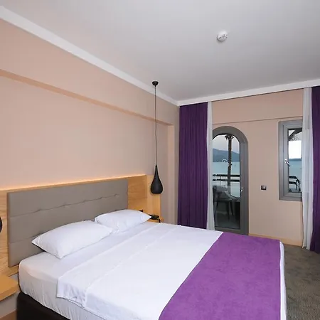 Candan Citybeach Отель
