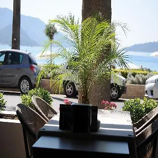 Отель Candan Citybeach 3*