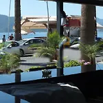 Candan Citybeach Hotel 3*