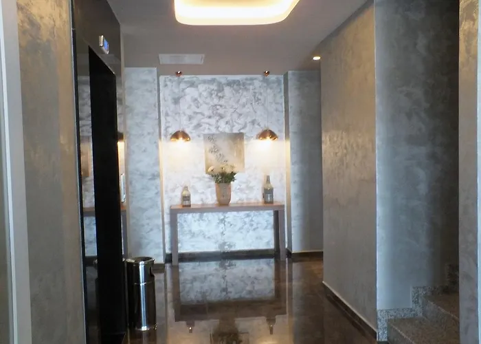 Candan Citybeach Szálloda 3*