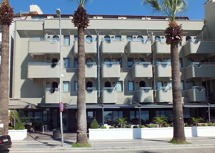 Candan Citybeach Szálloda Marmaris